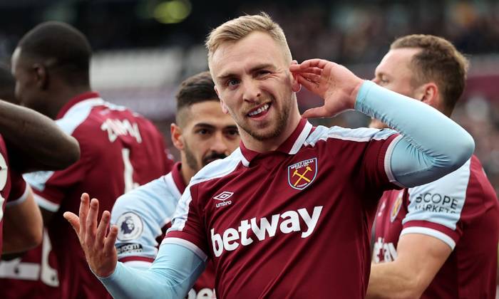 Soi k&egrave;o phạt g&oacute;c West Ham vs Norwich, 22h ng&agrave;y 18/12