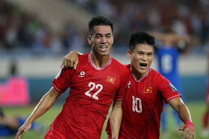Chuy&ecirc;n gia Tony Ansell dự đo&aacute;n Philippines vs Việt Nam, 20h00 ng&agrave;y 18/12