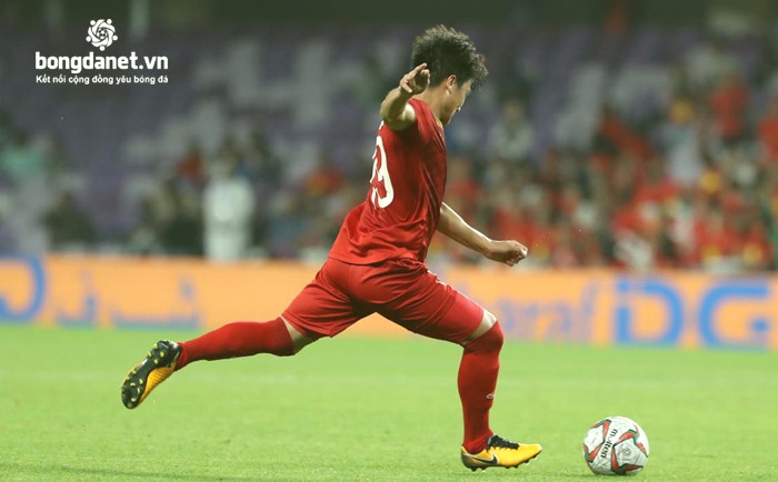 Quang Hải được khuy&ecirc;n sớm xuất ngoại, gia nhập J.League