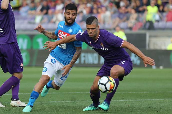 Soi k&egrave;o phạt g&oacute;c Napoli vs Fiorentina, 2h00 ng&agrave;y 19/1