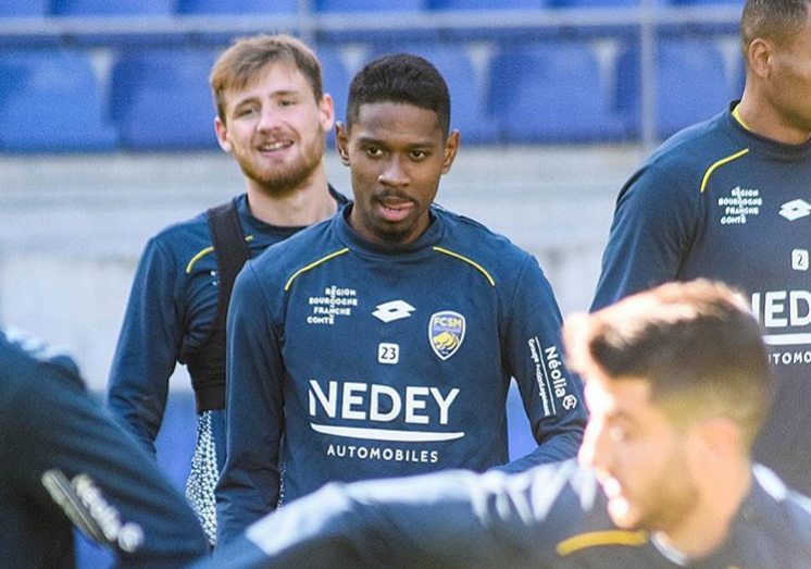 Sao người Ph&aacute;p gốc Việt gửi th&ocirc;ng điệp đến ĐT Việt Nam