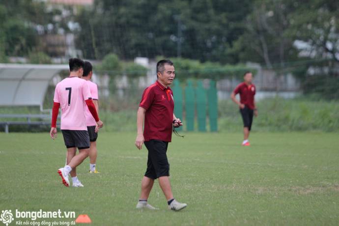 HLV Phạm Minh Đức: 'Kh&ocirc;ng được đ&aacute; tại Mỹ Đ&igrave;nh, ĐT Việt Nam vẫn nhiều lợi thế'