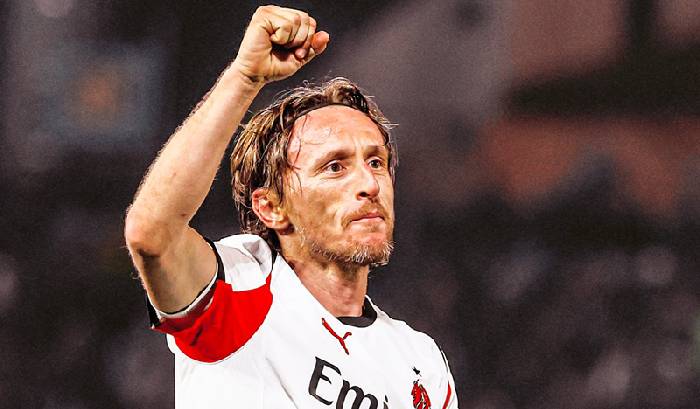 K&egrave;o v&agrave;ng b&oacute;ng đ&aacute; AC Milan vs Como, 02h45 ng&agrave;y 19/2: Lại thắng