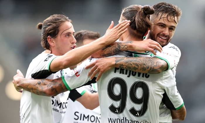 Soi k&egrave;o phạt g&oacute;c Sydney vs Western United, 15h45 ng&agrave;y 19/3