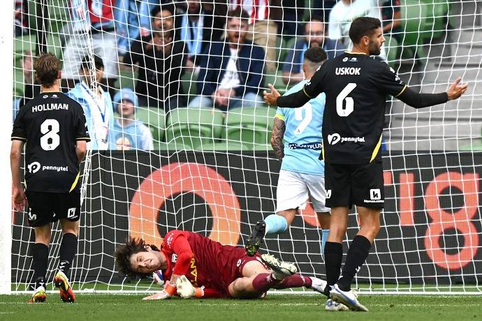 Ph&acirc;n t&iacute;ch k&egrave;o hiệp 1 Macarthur vs Melbourne City, 15h00 ng&agrave;y 19/3