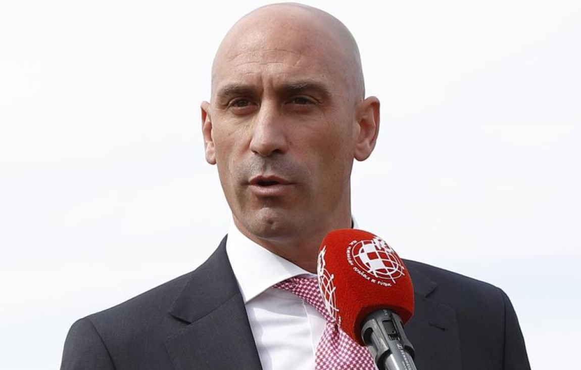 Tại sao chủ tịch LĐBĐ T&acirc;y Ban Nha ki&ecirc;n quyết hủy kết quả La Liga 2019/20?