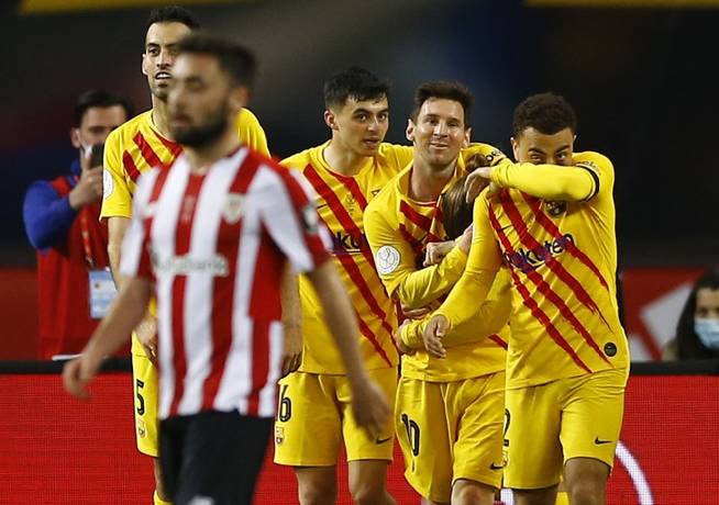 Kết quả b&oacute;ng đ&aacute; h&ocirc;m nay 18/4: Barcelona v&ocirc; địch C&uacute;p Nh&agrave; vua, Chelsea đả bại Man City