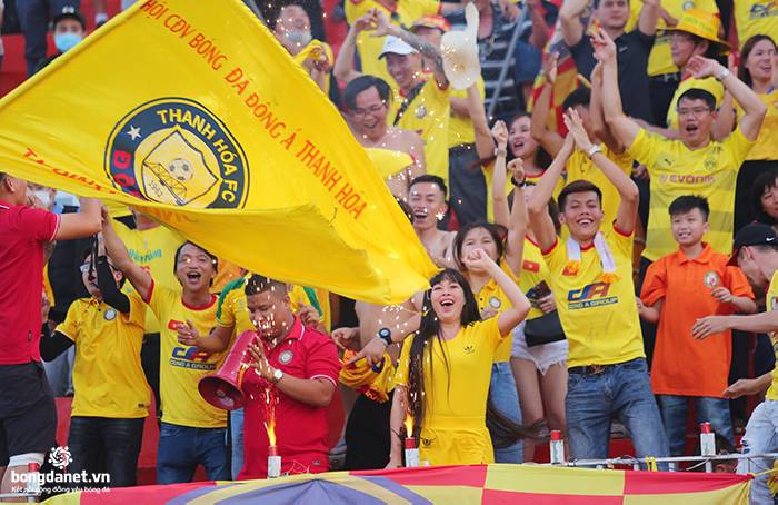 Thanh H&oacute;a h&agrave;nh động &yacute; nghĩa trước trận gặp HAGL