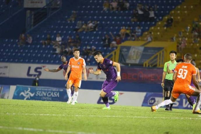 Video Becamex B&igrave;nh Dương 1-0 SHB Đ&agrave; Nẵng: Tiến Linh lập si&ecirc;u phẩm gi&uacute;p B&igrave;nh Dương gi&agrave;nh 3 điểm