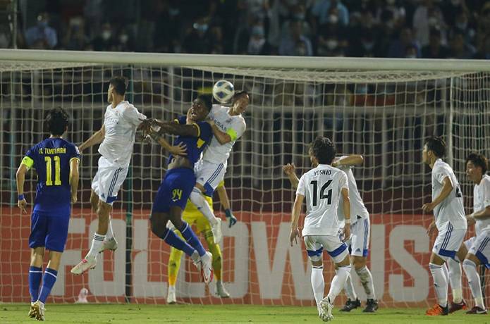 Soi k&egrave;o phạt g&oacute;c Sydney vs HAGL, 18h00 ng&agrave;y 19/04