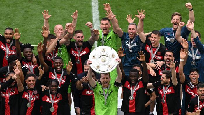 Leverkusen l&agrave;m n&ecirc;n lịch sử khi bất bại cả m&ugrave;a giải Bundesliga