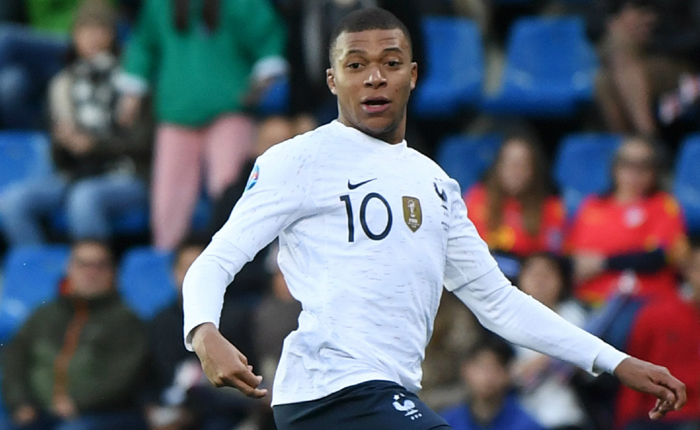 Tin chuyển nhượng ng&agrave;y 18/6: PSG ch&iacute;nh thức chốt tương lai Mbappe
