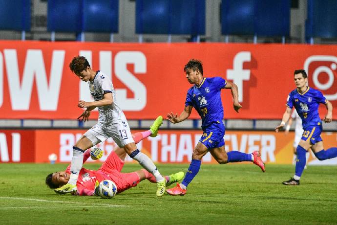 Ph&acirc;n t&iacute;ch k&egrave;o hiệp 1 BG Pathum vs Kitchee, 15h ng&agrave;y 19/8