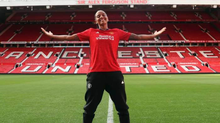 Ch&iacute;nh thức! Man United c&ocirc;ng bố 'nữ chiến binh' từ Barcelona