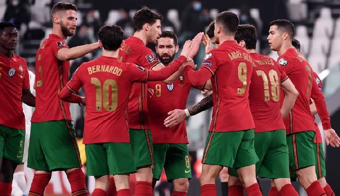 Huyền thoại ra tay, số 7 người Bồ đ&atilde; ở rất gần Barcelona