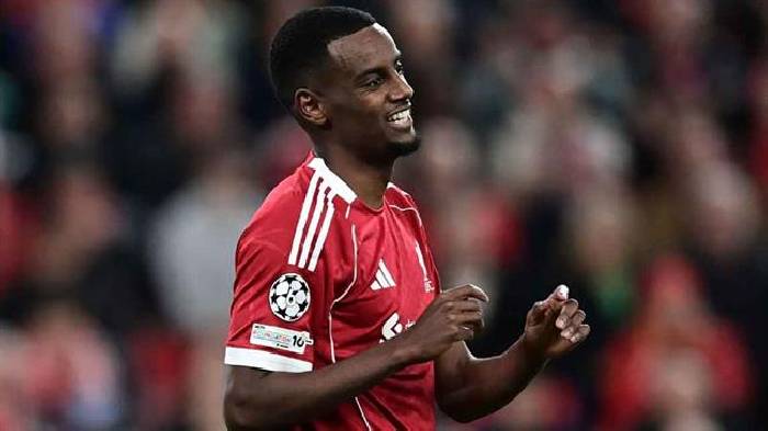 Alexander Isak thi đấu như thế n&agrave;o trong trận ra mắt Liverpool?