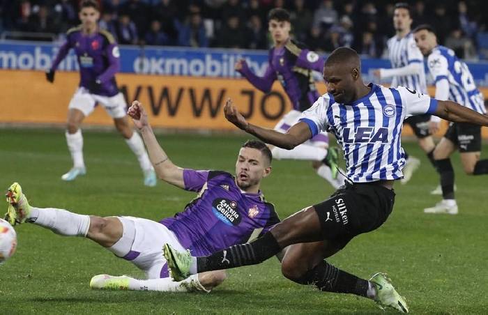 Soi k&egrave;o g&oacute;c Alaves vs Valladolid, 2h00 ng&agrave;y 19/10