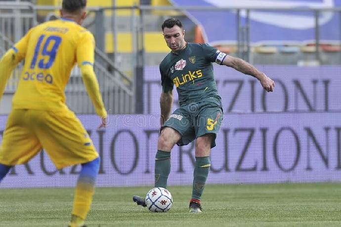 K&egrave;o xi&ecirc;n thơm nhất h&ocirc;m nay 20/11: Frosinone vs Lecce