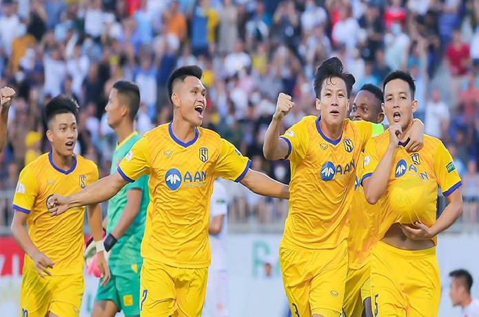 Nhận định, soi k&egrave;o SLNA vs Nam Định, 17h ng&agrave;y 19/11