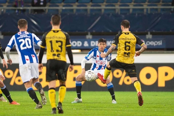 HLV SC Heerenveen tiết lộ kế hoạch sử dụng Văn Hậu