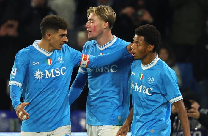 Soi k&egrave;o g&oacute;c Napoli vs AC Milan, 2h00 ng&agrave;y 19/12