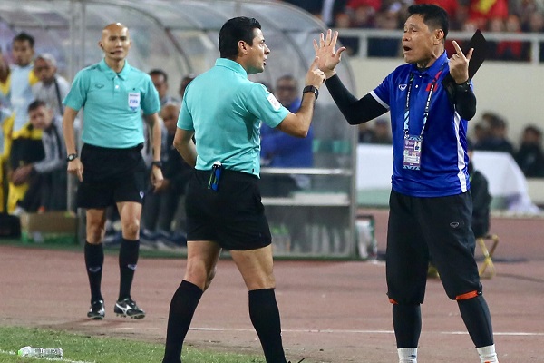 Trọng t&agrave;i bắt ch&iacute;nh trận Việt Nam vs Jordan: Thần t&agrave;i đến!