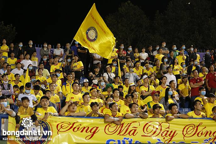 Thanh H&oacute;a l&agrave;m điều đặc biệt, Viettel lo sốt v&oacute;