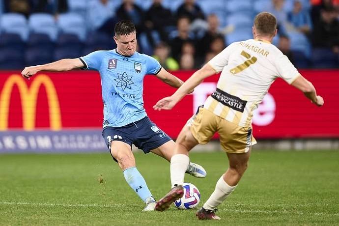 Soi k&egrave;o phạt g&oacute;c Sydney FC vs Newcastle Jets, 15h45 ng&agrave;y 19/1