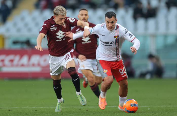 Soi k&egrave;o g&oacute;c Cremonese vs Hellas Verona, 00h30 ng&agrave;y 20/01