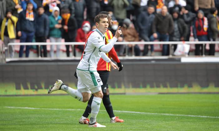 Nhận định, soi k&egrave;o Fenerbahce vs Konyaspor, 23h ng&agrave;y 20/3