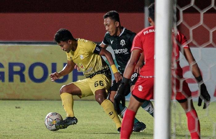 Ph&acirc;n t&iacute;ch k&egrave;o hiệp 1 Barito vs Persis, 15h ng&agrave;y 21/3