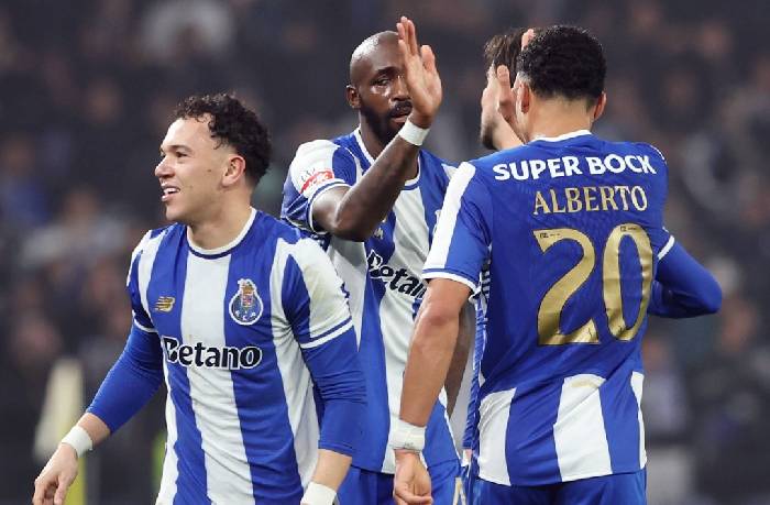 Soi k&egrave;o g&oacute;c Porto vs Stuttgart, 3h00 ng&agrave;y 19/03