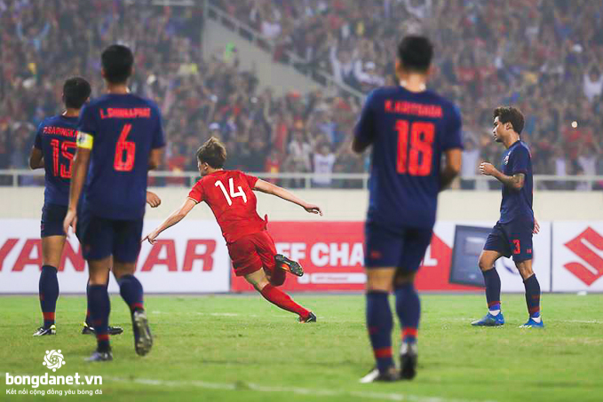 Th&aacute;i Lan 'thần tượng h&oacute;a' Việt Nam sau khi li&ecirc;n tiếp bị hạ nhục