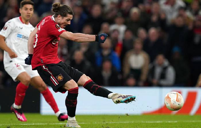 Soi k&egrave;o phạt g&oacute;c Sevilla vs MU, 02h00 ng&agrave;y 21/4