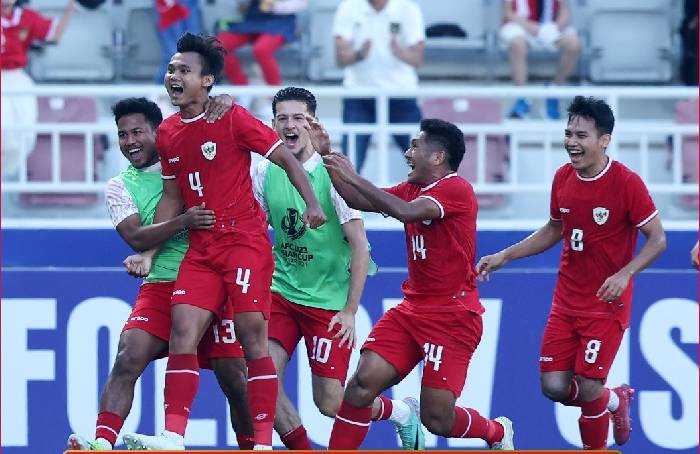 U23 Indonesia nắm quyền tự quyết ở cuộc đua gi&agrave;nh v&eacute; v&agrave;o tứ kết U23 ch&acirc;u &Aacute;