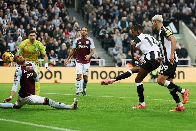 Soi k&egrave;o phạt g&oacute;c Aston Villa vs Newcastle, 23h30 ng&agrave;y 19/4