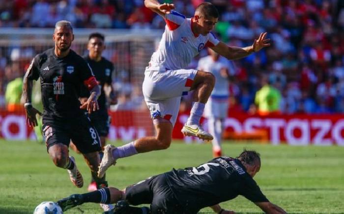 Nhận định, soi k&egrave;o Estudiantes de La Plata vs Deportivo Riestra, 5h00 ng&agrave;y 21/5: Bắt nạt t&acirc;n binh