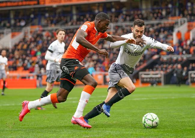 Nhận định, soi k&egrave;o Lorient vs Clermont Foot, 2h00 ng&agrave;y 20/5: Thắng v&agrave; hy vọng