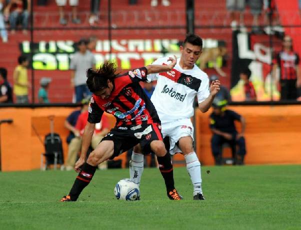 Ph&acirc;n t&iacute;ch tỷ lệ hiệp 1 Newell's Old Boys vs Argentinos Juniors, 7h30 ng&agrave;y 21/6