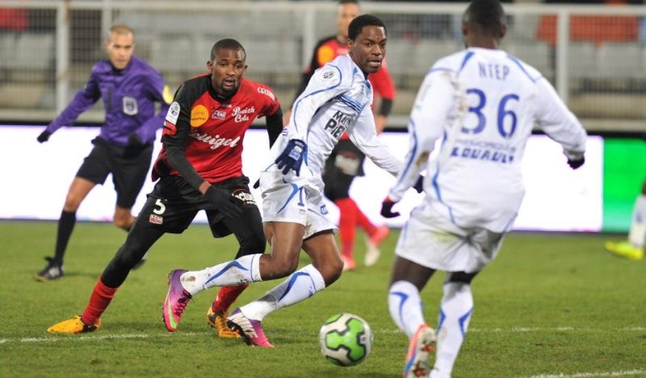 Nhận định Auxerre vs Guingamp, 01h45 20/8 (Hạng 2 Ph&aacute;p)