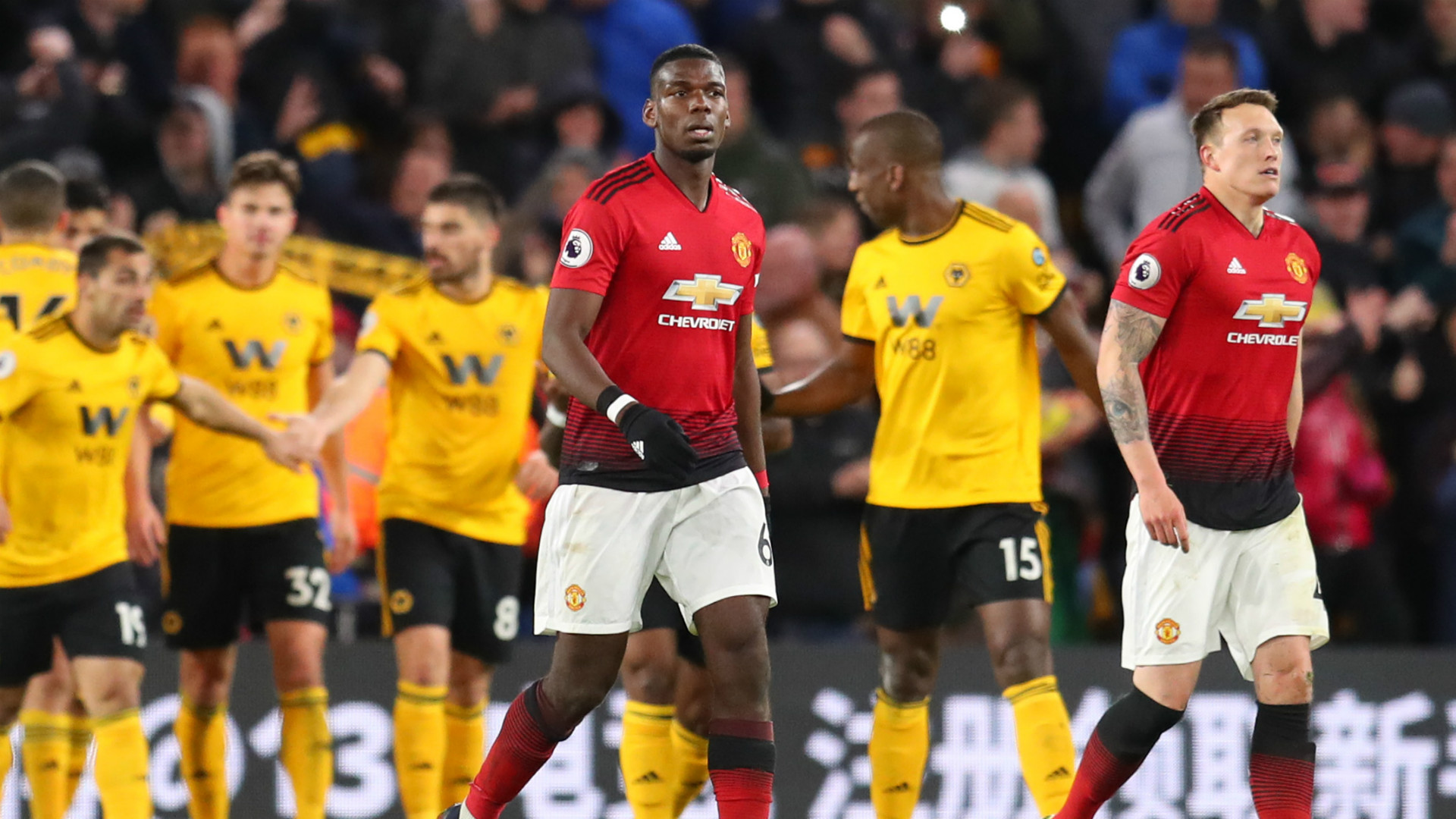 Ph&acirc;n t&iacute;ch tỷ lệ Wolves vs MU, 2h ng&agrave;y 20/8