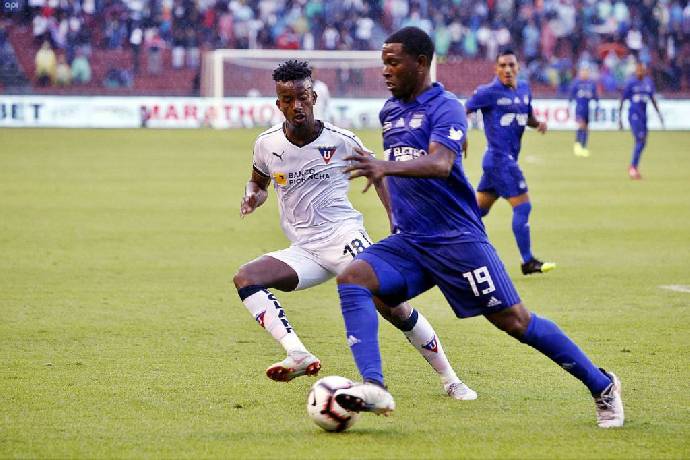 Soi k&egrave;o phạt g&oacute;c Athletico PR vs LDU Quito, 5h15 ng&agrave;y 20/8