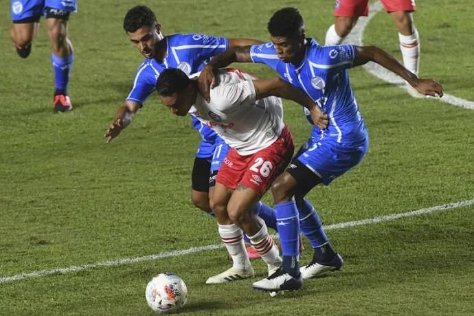 Nhận định, soi k&egrave;o Union Santa Fe vs Argentinos Juniors, 4h45 ng&agrave;y 20/8: Kh&oacute; cho kh&aacute;ch