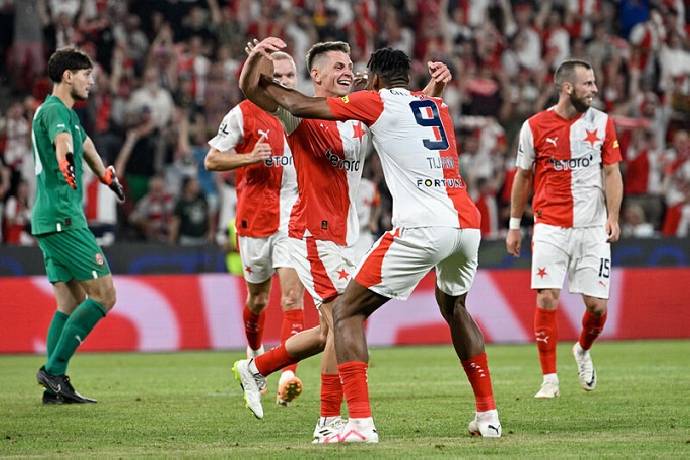 Soi k&egrave;o g&oacute;c Lille vs Slavia Praha, 2h00 ng&agrave;y 21/8