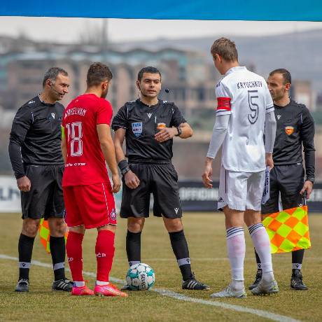 Nhận định, soi k&egrave;o Pyunik B vs Noah B, 18h00 ng&agrave;y 19/10