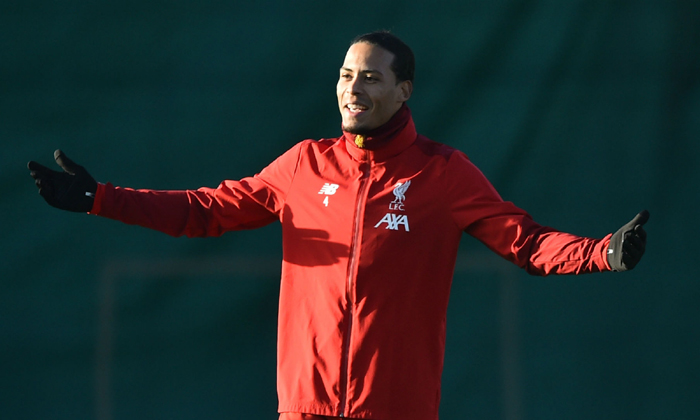 Virgil van Dijk c&oacute; thể lỡ chung kết FIFA Club World Cup 2019