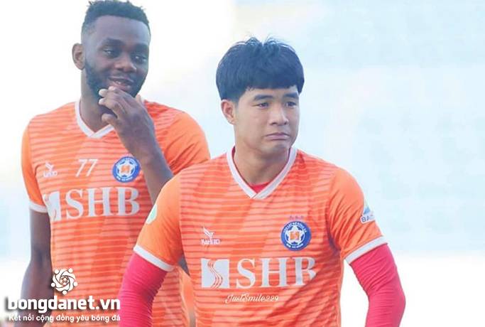 H&agrave; Đức Chinh lần thứ 2 mang tin vui cho SHB Đ&agrave; Nẵng