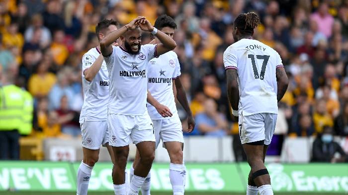 Soi k&egrave;o phạt g&oacute;c Brentford vs Wolves, 22h00 ng&agrave;y 22/1
