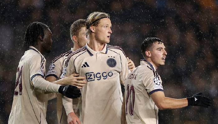 K&egrave;o v&agrave;ng b&oacute;ng đ&aacute; Villarreal vs Ajax, 03h00 ng&agrave;y 21/01: Kh&oacute; thắng