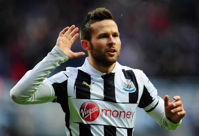 Cầu thủ gốc Việt nổi tiếng nhất thế giới tuy&ecirc;n bố giải nghệ